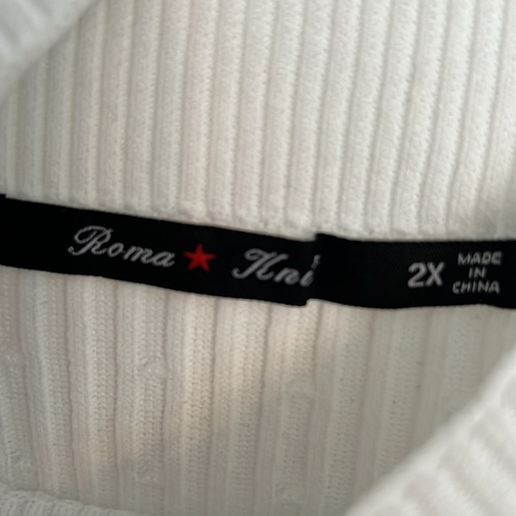 Roma whit Knit cut out ribbed sweater NWOT - Picture 7 of 11